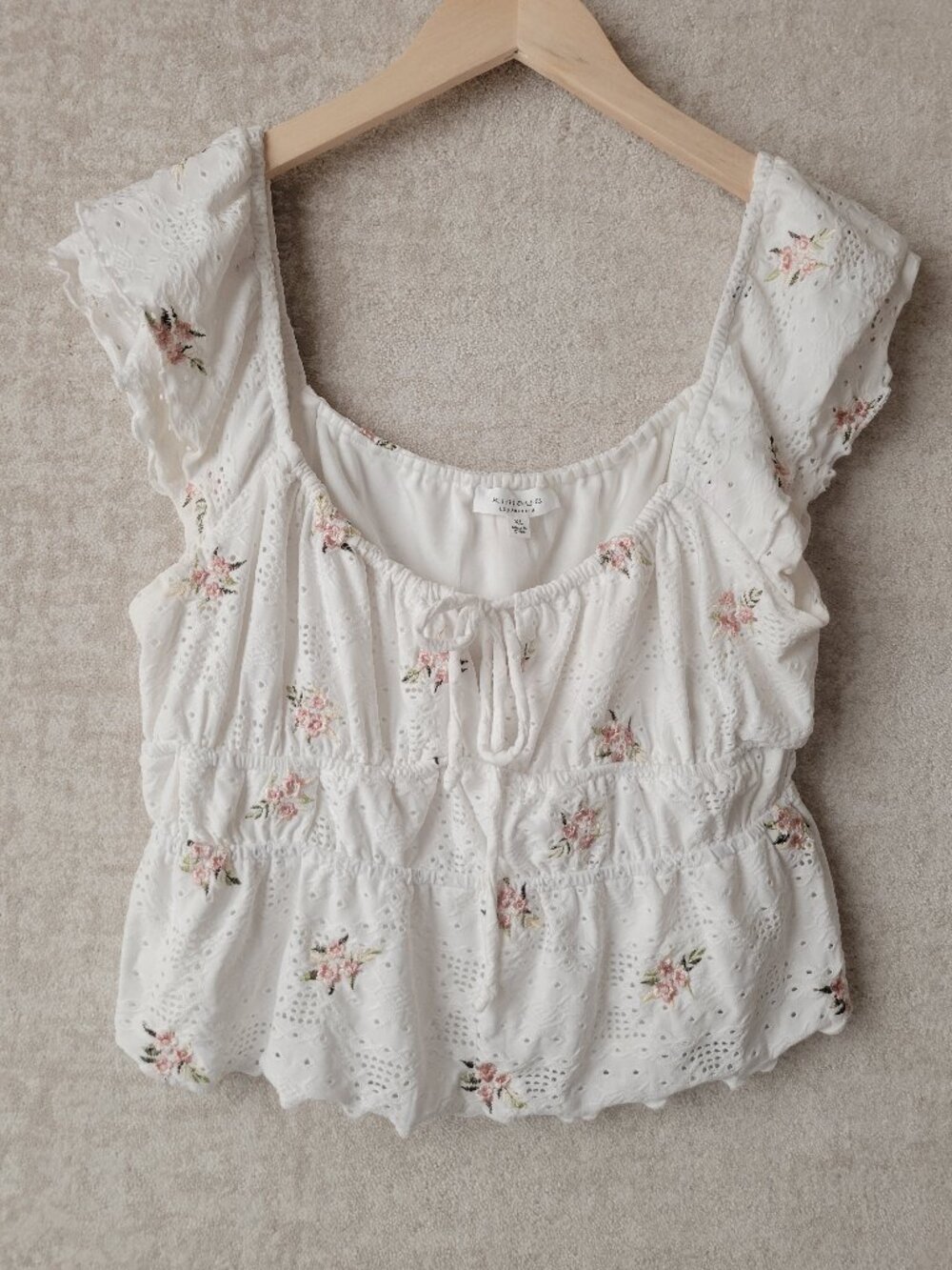 Kirious Los Angeles White Floral Eyelet Crop Top XL Cottagecore Coquette Ruffle